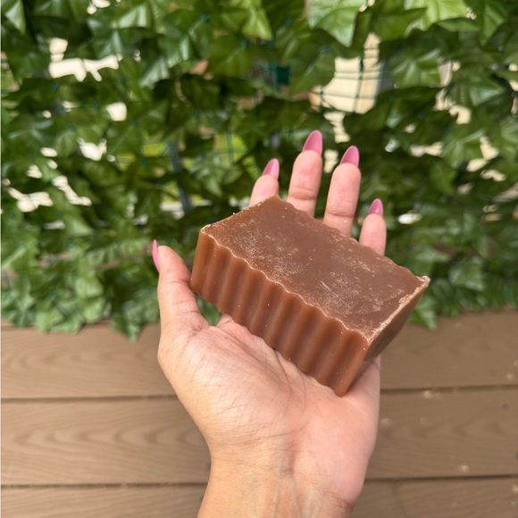 Raw Batana Soap Bar - Picture 7 of 8